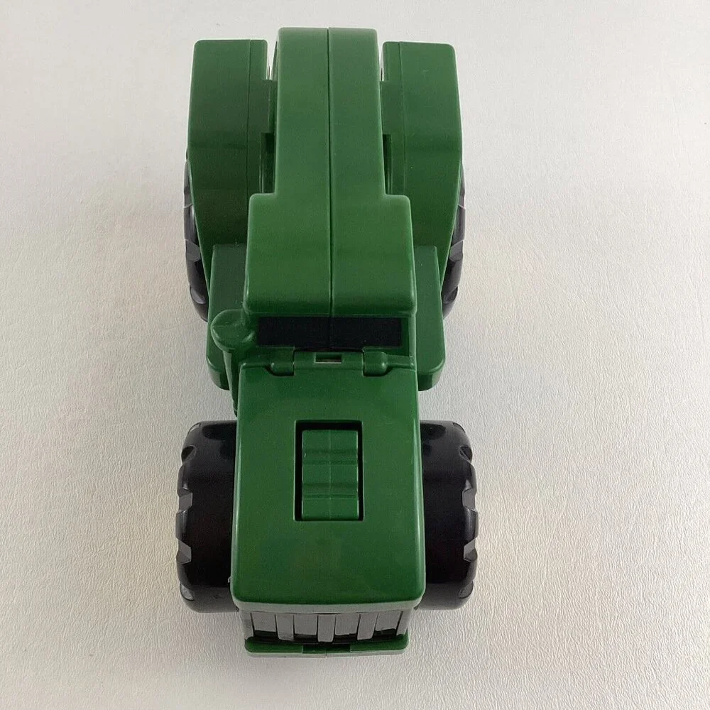 John Deere Farm Tractor Flashlight Green Learning Curve Lights Sounds Campout